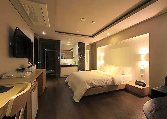 Hotel Hwagok De Urban