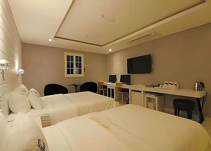 Hotel Hwagok De Urban